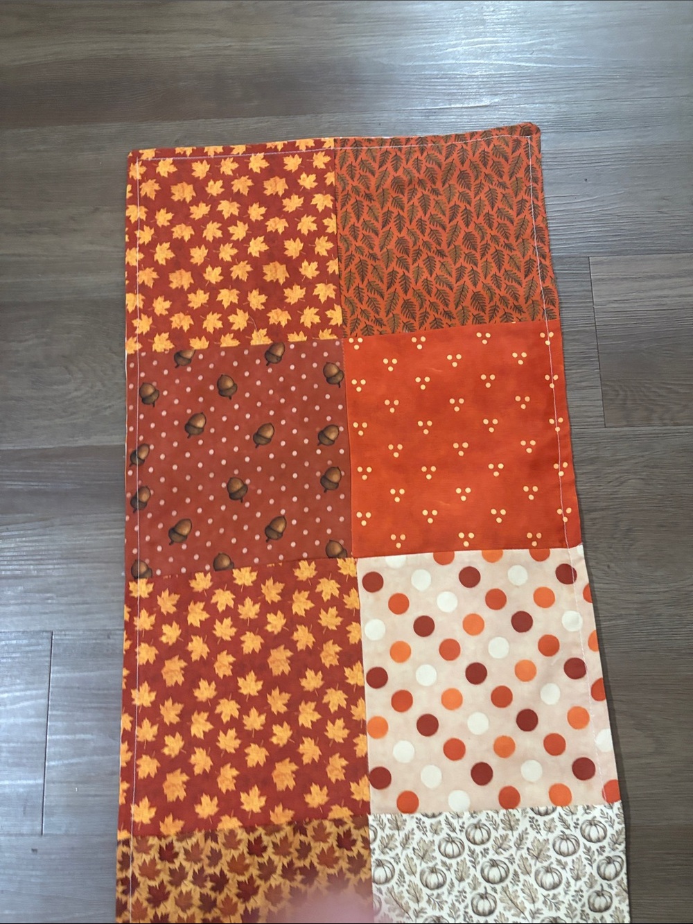 Fall Patchwork Table Runner in Orange and Cream handmade new 20x40 - Picture 4 of 6